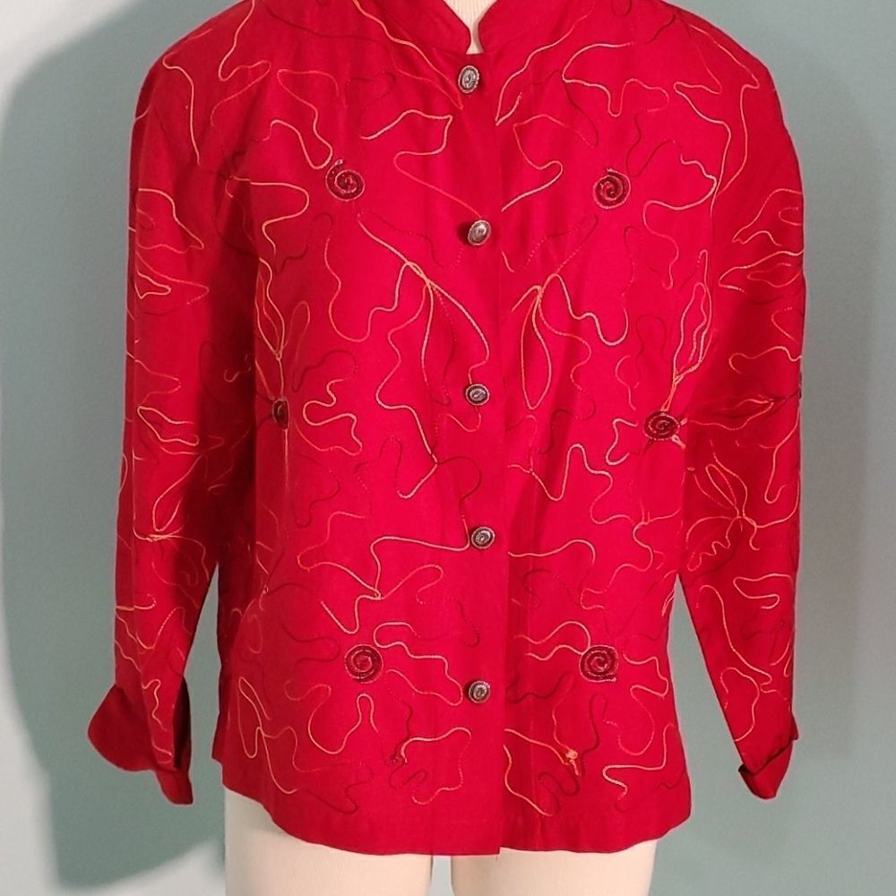 Tantrums collection, Vintagb red top.‎ Small. Great silver buttons. Y2k